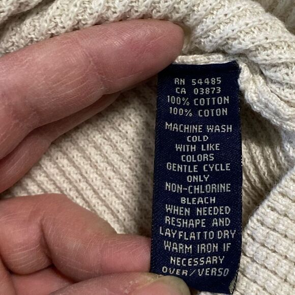 AMERICAN Eagle Outfitters Men’s Cable Knit Long Sleeved White Sweater (L) - Picture 7 of 9